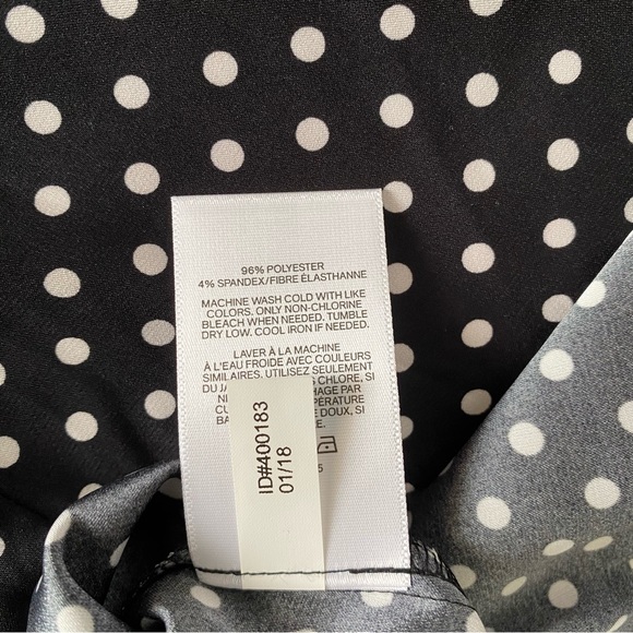 Express Cap Sleeve Top - Picture 3 of 5